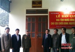 Hội Cựu chiến binh tỉnh Nghệ An bàn giao nhà nghĩa tình đồng đội