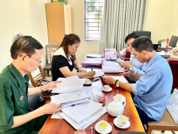 Thường trực Hội CCB huyện kiểm tra hoạt động ủy thác ở xã Quỳnh Thọ