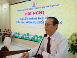 Đồng chí  Hoàng Đăng Hòe, Ủy viên BCH Trung ương Hội nạn nhân chất độc da cam/dioxin Việt Nam, Chủ tịch Hội nạn nhân CĐDC tỉnh Nghệ An, khai mạc hội nghị.