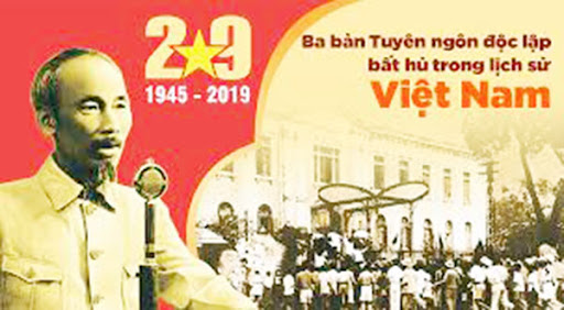 Bác Hồ đọc bản tuyên ngôn độc lập 2/9//1945