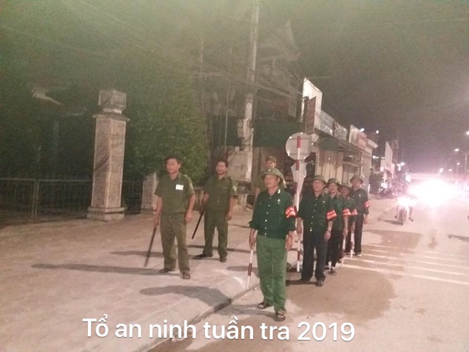 Tổ an ninh tuần tra thị trấn Cầu Giát, tổ chức làm nhiệm vụ tuần tra ban đêm