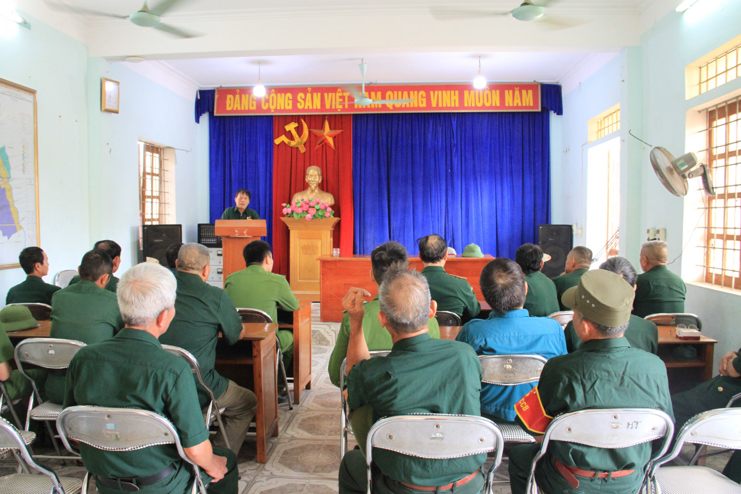 CLB "CCB tham gia phong trào bảo vệ an ninh Tổ quốc" xã hưng Tây họp triển khai kế hoạch hoạt động